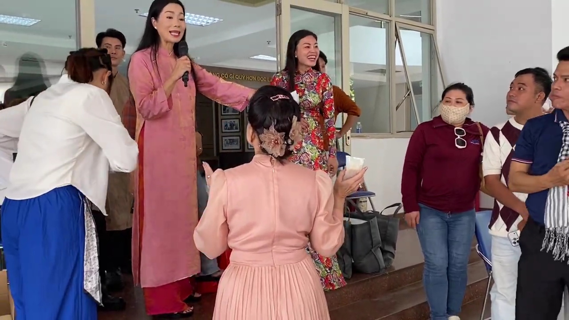 Nữ NSND là lãnh đạo tại TP.HCM cuối năm đứng ra chỉ đạo 1 việc - Ảnh 1.