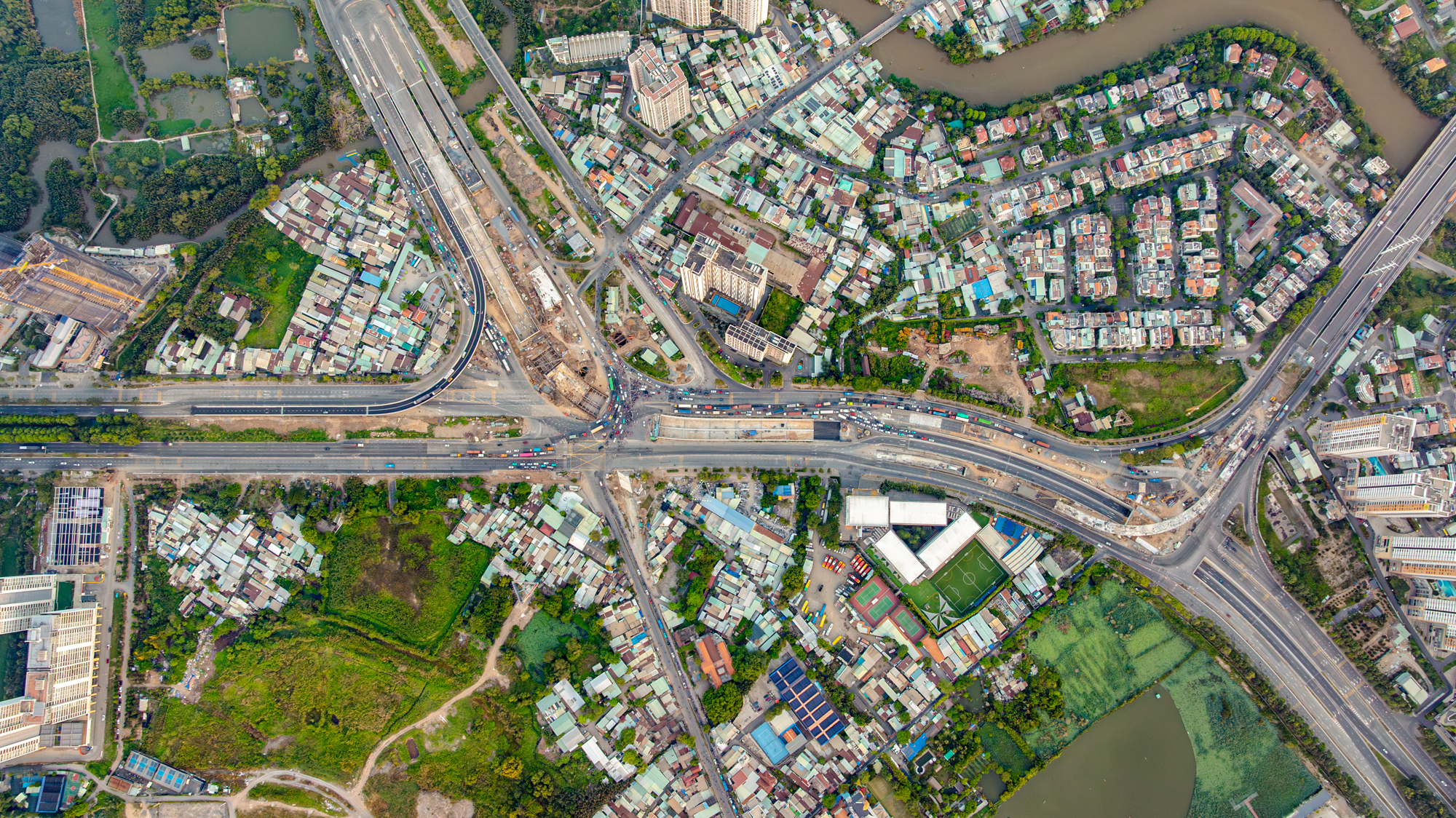 Toàn cảnh nút giao có 2 hầm, 3 tầng, 8 cầu, trị giá 3.400 tỷ ở TP.HCM - Ảnh 3.