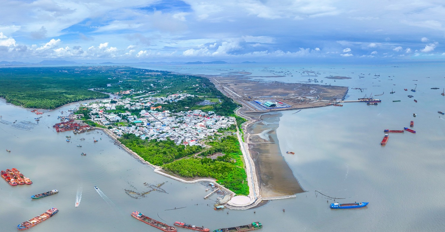 Đại dự án bùng nổ chưa từng thấy: “Kỷ nguyên của dự án phân lô bán nền quy mô nhỏ đang dần khép lại” - Ảnh 3.