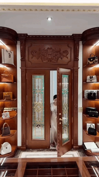 Sáng nhất Bạc Liêu: Nàng dâu miền Tây quay cận cảnh "lâu đài trắng" nhà chồng, xem mà nghẹt thở - Ảnh 6.