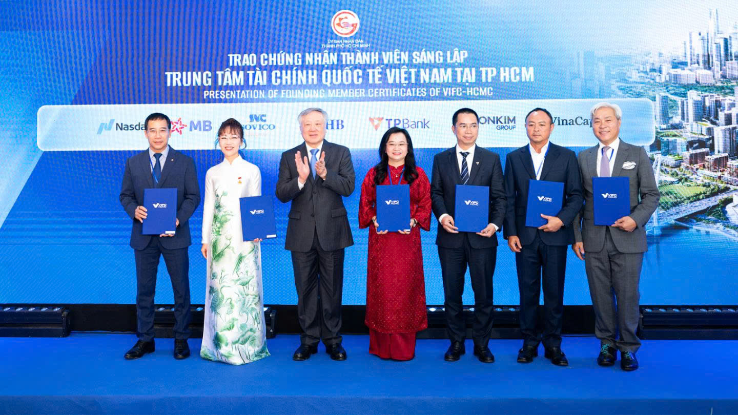 SonKim Group là thành viên sáng lập trung tâm tài chính quốc tế Việt Nam - Ảnh 2.