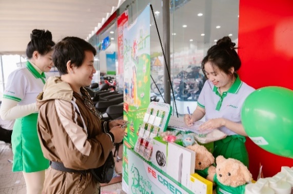 Tràn ngập không khí Tết qua chuỗi sự kiện hấp dẫn của FE CREDIT - Ảnh 1.