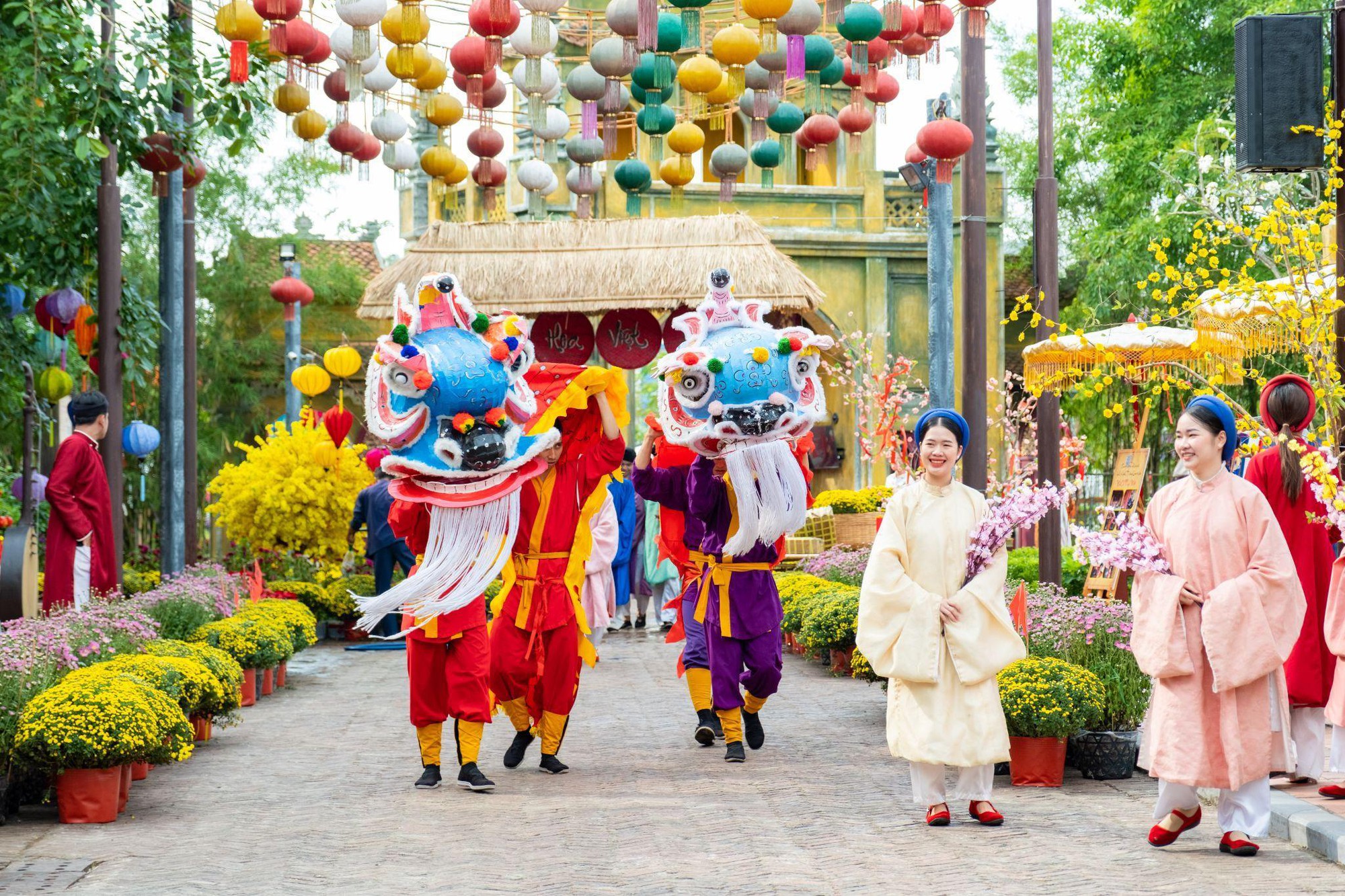 Phú Quốc thu hút du khách dịp Tết Nguyên đán - Ảnh 4.