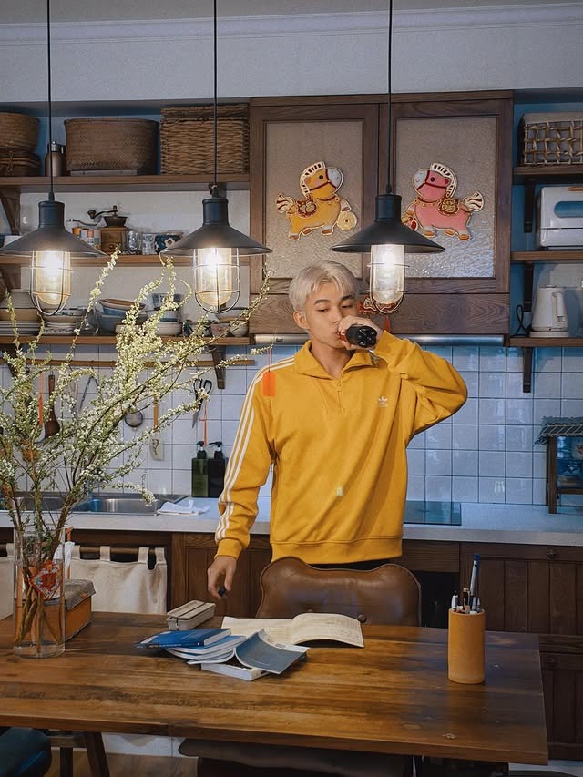 Jun Phạm đón Tết trong căn hộ 75m2: Giản dị mà ấm áp, nhìn góc nào cũng chữa lành- Ảnh 9.