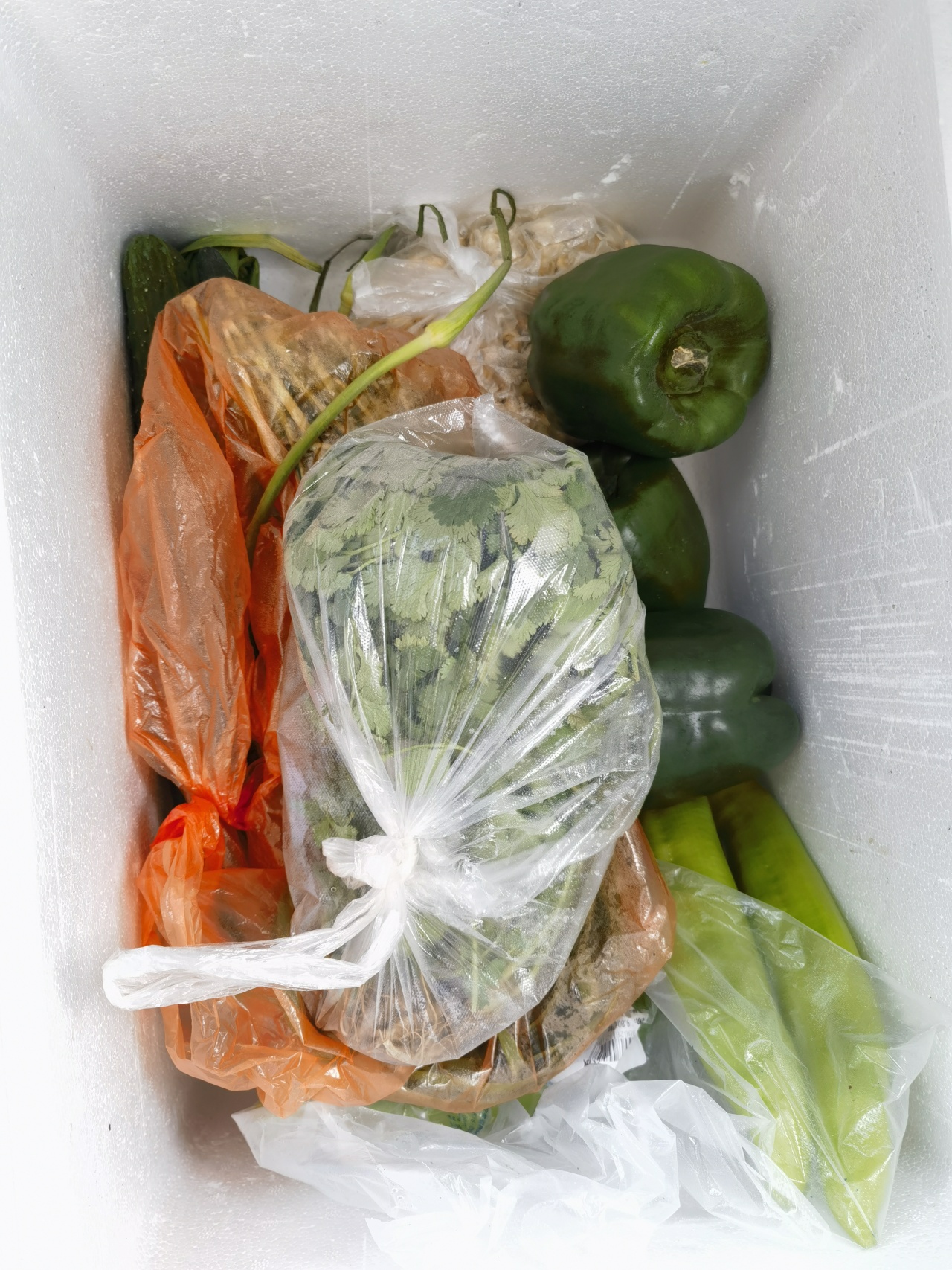 Mẹ tôi đón Tết không tiêu thêm đồng nào: 5 cách tiết kiệm giúp gia đình giữ lại hàng chục triệu mỗi năm - Ảnh 3.