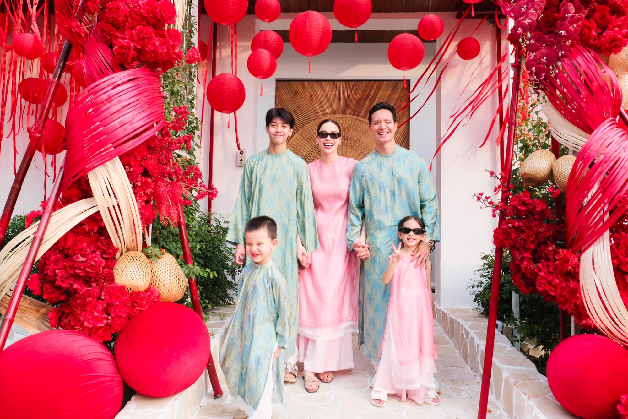 Nữ ca sĩ đình đám ở biệt thự hàng chục tỷ đồng, hôn nhân viên mãn bên chồng 2 là Việt kiều, dù không đám cưới- Ảnh 5.