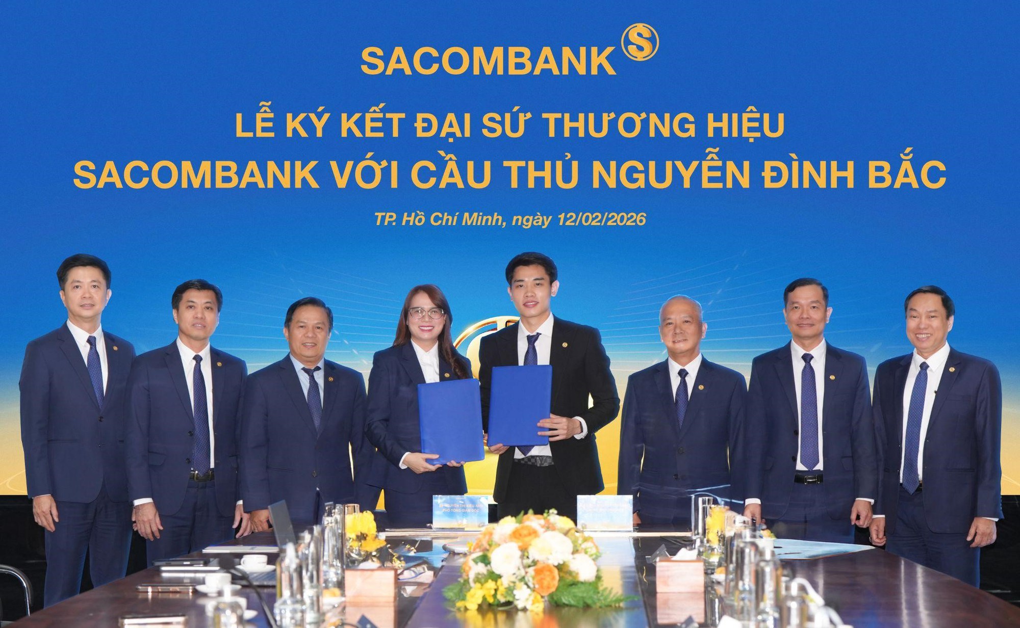 Cầu thủ Nguyễn Đình Bắc chính thức trở thành Đại sứ thương hiệu Sacombank - Ảnh 1.