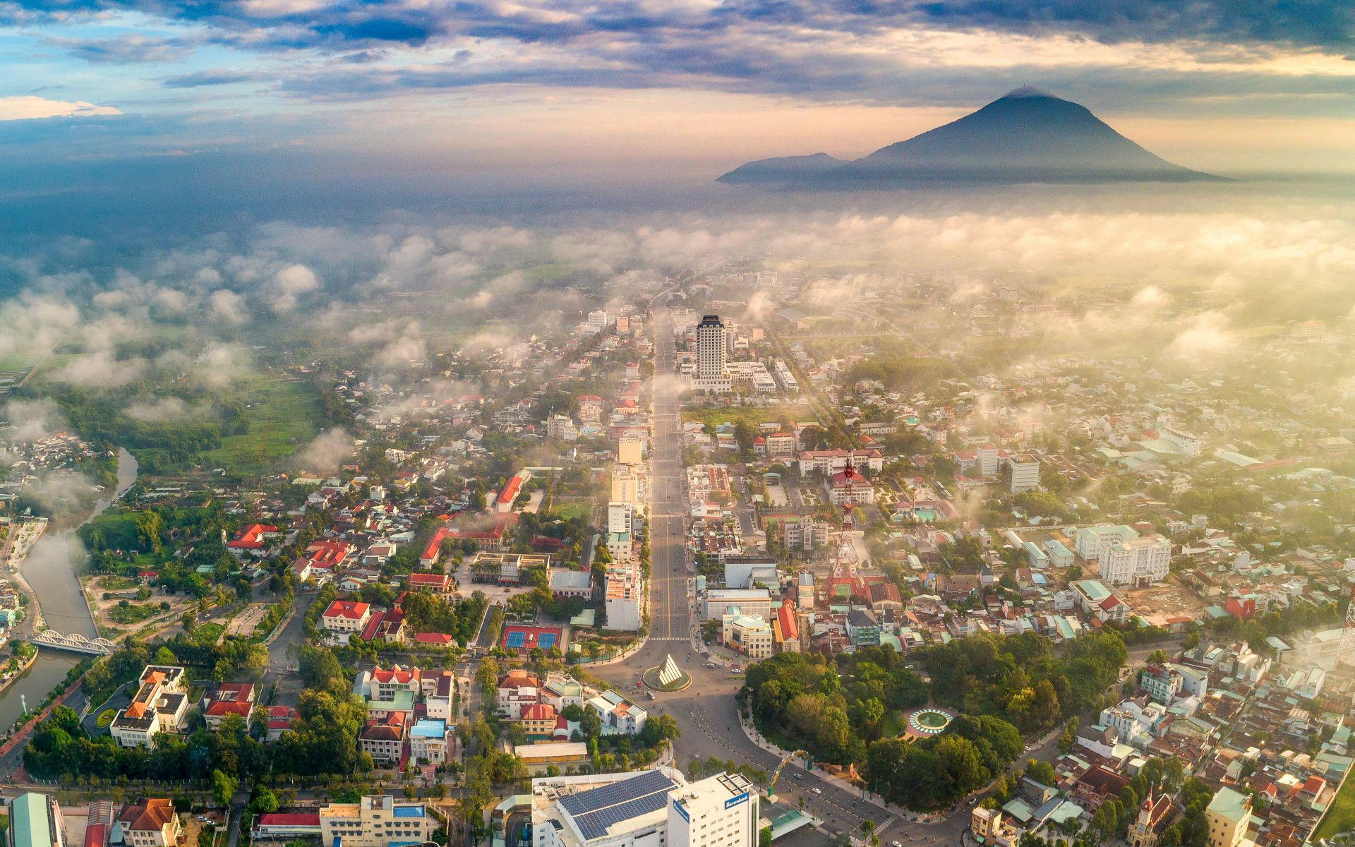 Doanh nghiệp Hà Nội sắp làm khu đô thị 12.000 tỷ tại tỉnh sở hữu “nóc nhà Nam Bộ” - Ảnh 1.