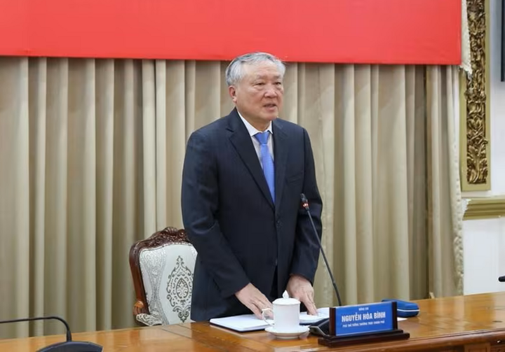 Phó Thủ tướng Nguyễn Hòa Bình: Khẩn trương hoàn thiện hạ tầng, sớm ban hành quy chế hoạt động VIFC- Ảnh 1.