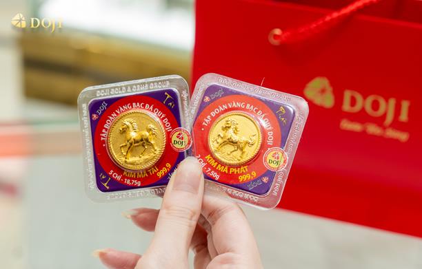 Ngày Vía Thần Tài: Mua gì để “rước lộc” vào nhà? - Ảnh 1.