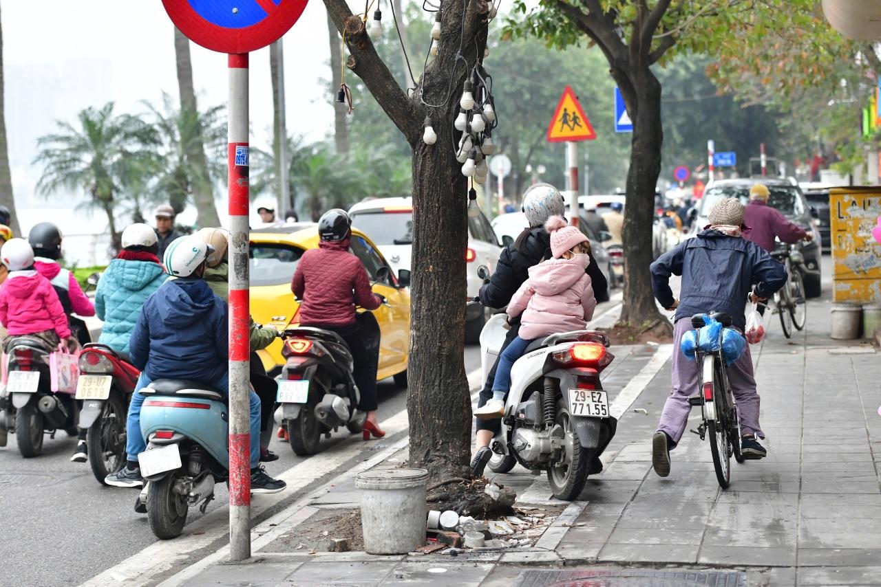 Hà Nội: 30.000 tỉ đồng cải tạo không gian Hồ Tây, kết nối đồng bộ 18 km hành lang xanh - Ảnh 2.