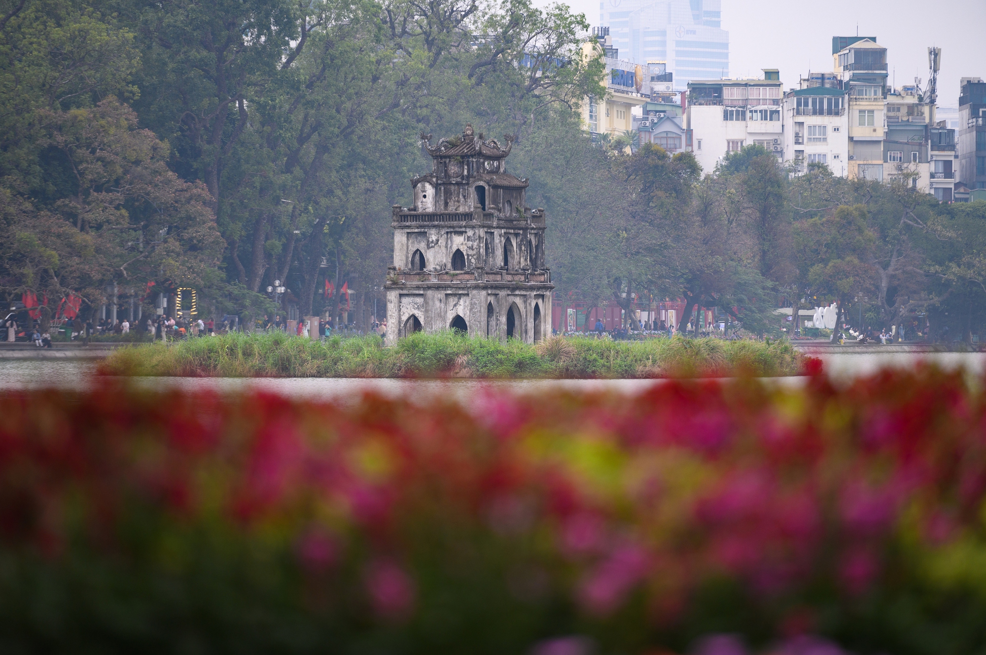 26 Tết rồi, ra mà xem Hà Nội đã đổi khác cỡ này! - Ảnh 15.