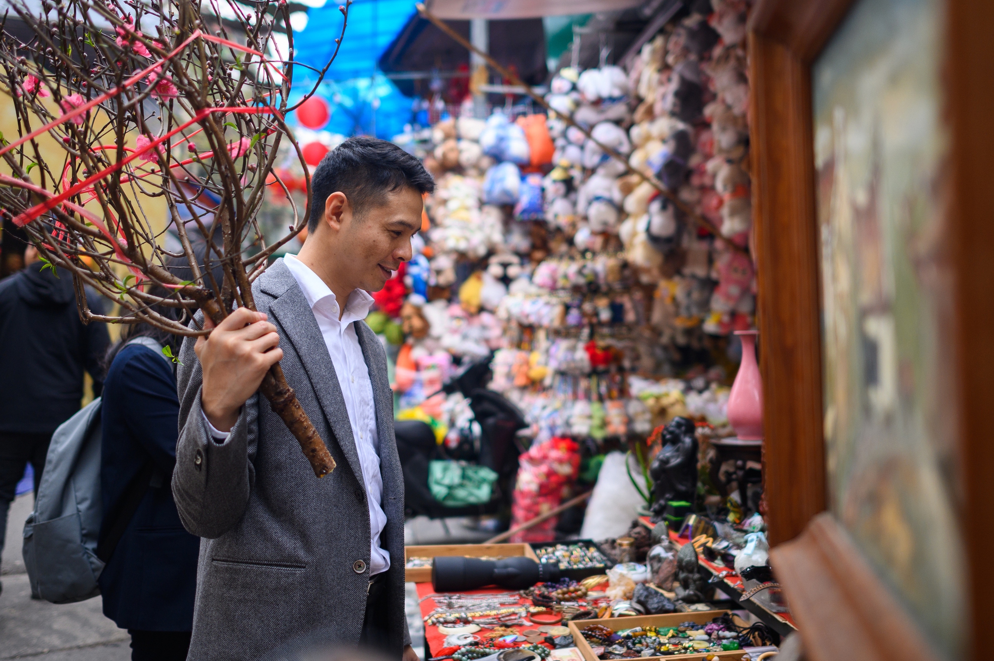 26 Tết rồi, ra mà xem Hà Nội đã đổi khác cỡ này! - Ảnh 20.