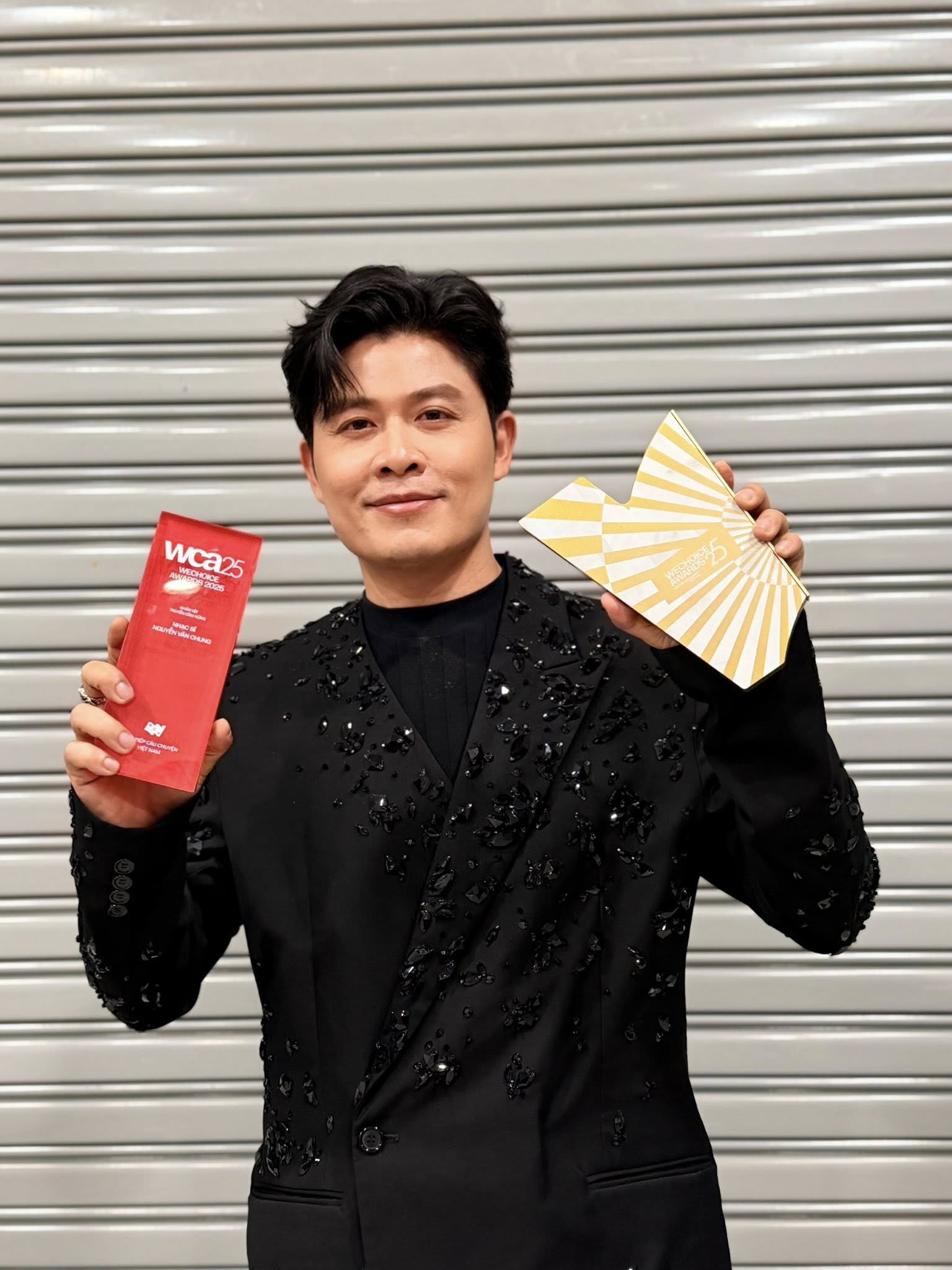 Nghệ sĩ Việt được hơn 70 đơn vị giáo dục mời giao lưu: Là nhân vật truyền cảm hứng, nhận loạt giấy khen từ Bộ Tư lệnh cảnh vệ - Bộ Công an- Ảnh 3.