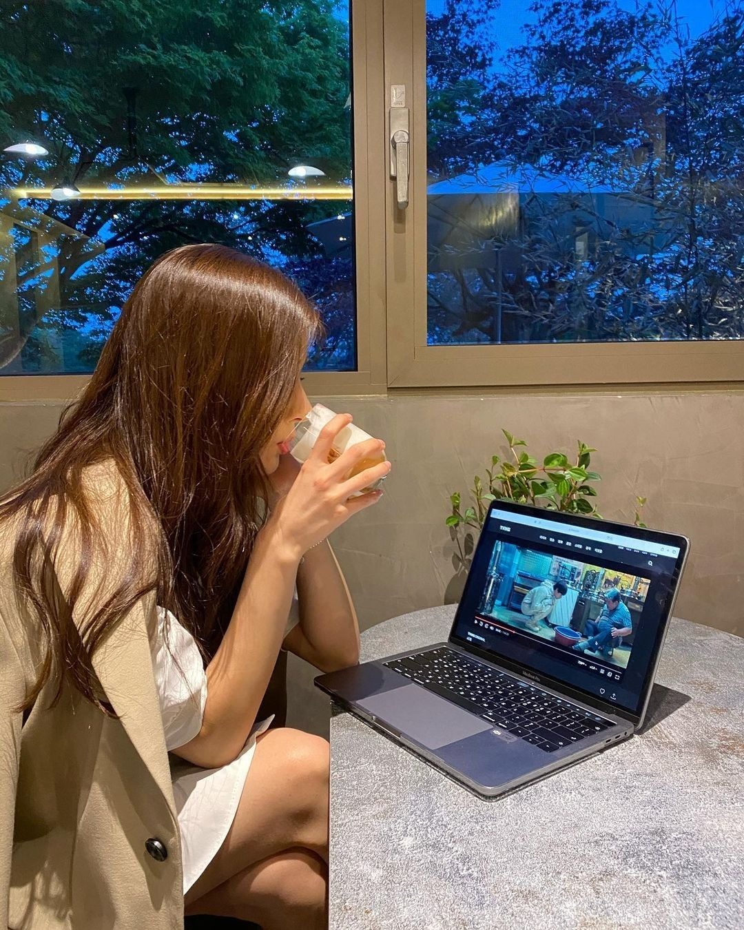 Lương 20 triệu/tháng có thực sự nên mua vàng?- Ảnh 1.