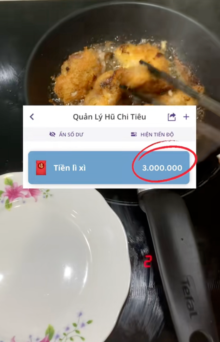 Vay ngân hàng mua nhà 1,3 tỷ, mẹ bỉm Hà Nội chi tiêu Tết 2026 bớt hẳn 3 khoản "sĩ diện" này để tiết kiệm thêm một "mớ tiền"- Ảnh 2.