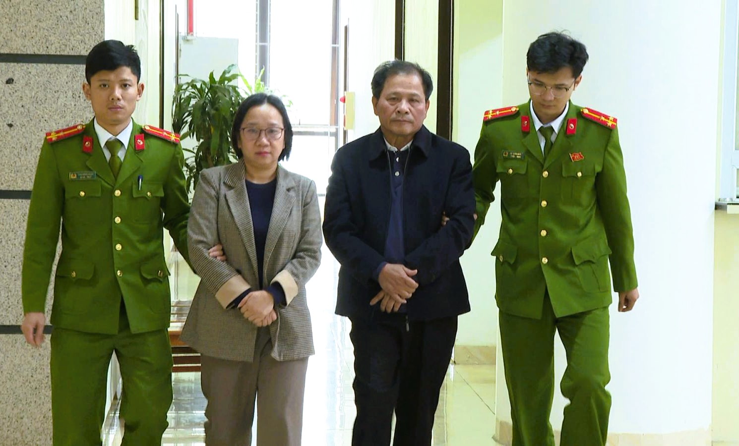 Khởi tố 2 giám đốc cùng 2 nữ kế toán kinh doanh xe điện lớn nhất ở Thanh Hóa - Ảnh 1.