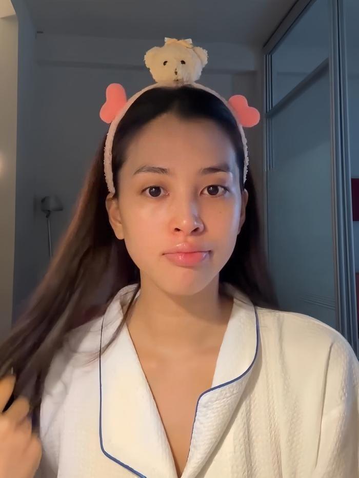 Mặt mộc của Tiểu Vy đẹp hơn cả khi trang điểm, duy nhất 1 khuyết điểm như người thường- Ảnh 8.