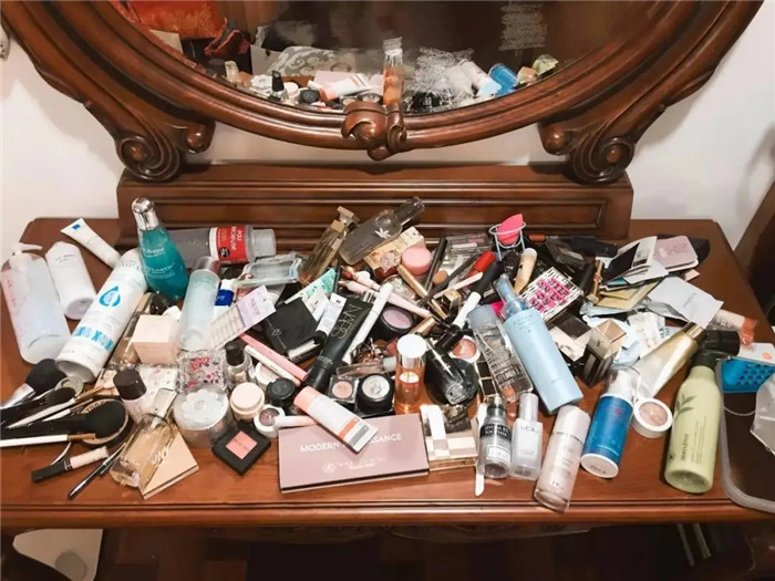 Dù giàu hay nghèo, dọn nhà đón Tết có 7 thứ NHẤT ĐỊNH phải vứt bỏ nếu muốn năm mới khỏe hơn, đẹp hơn- Ảnh 3.