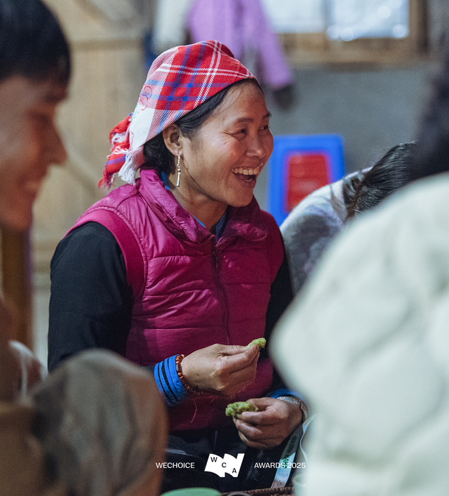 Mang 8 chiếc bánh giày, 3 con lợn và muối đi đón dâu: Anh Hà và chị Thông bắt đầu cuộc hôn nhân "mặn mòi"- Ảnh 2.