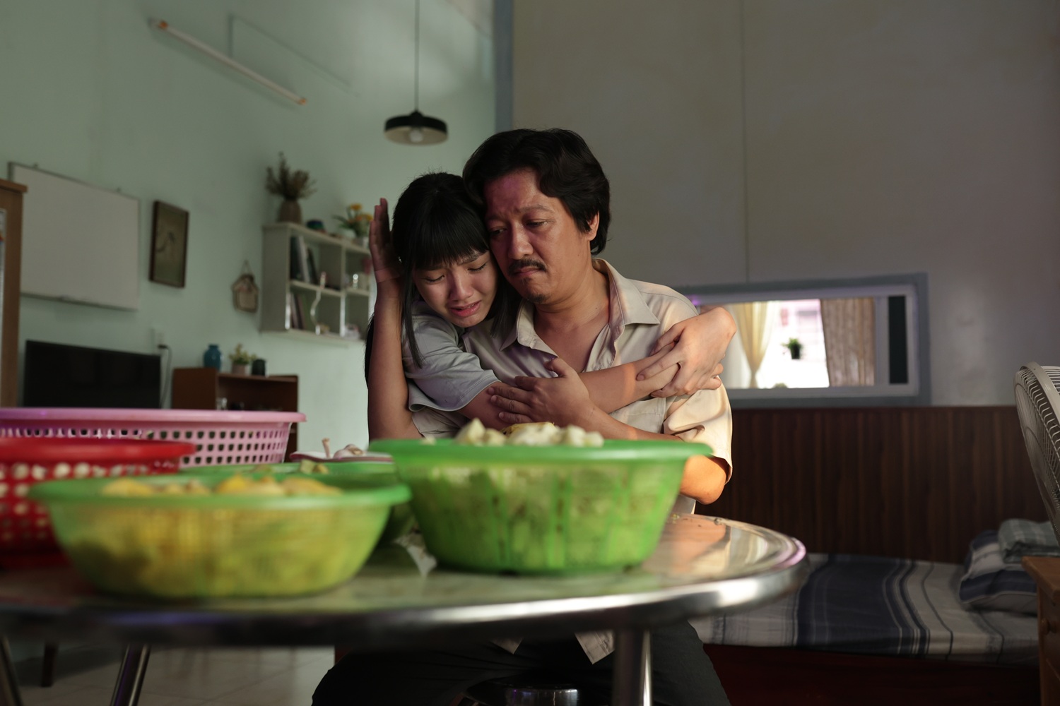 Trường Giang: “Chỉ cần chén mắm đó mà cả gia đình sống sót”- Ảnh 3. Trường Giang: “Chỉ cần chén mắm đó mà cả gia đình sống sót”- Ảnh 3.