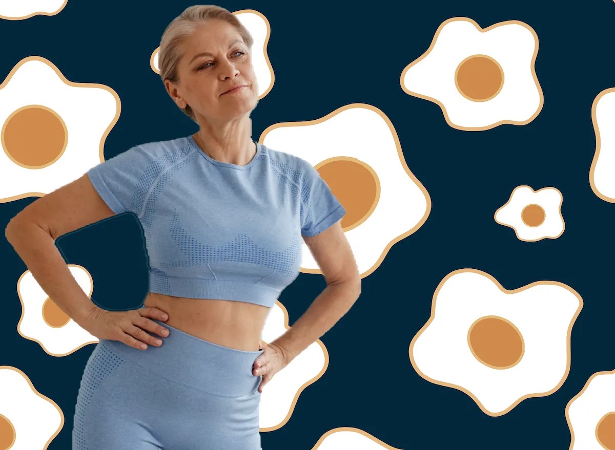 Ngoài 60 tuổi, nếu không muốn cơ bắp "hao hụt" từng ngày thì nên ăn 4 thực phẩm quen thuộc này: Giữ dáng trẻ, đi lại vững vàng- Ảnh 1.