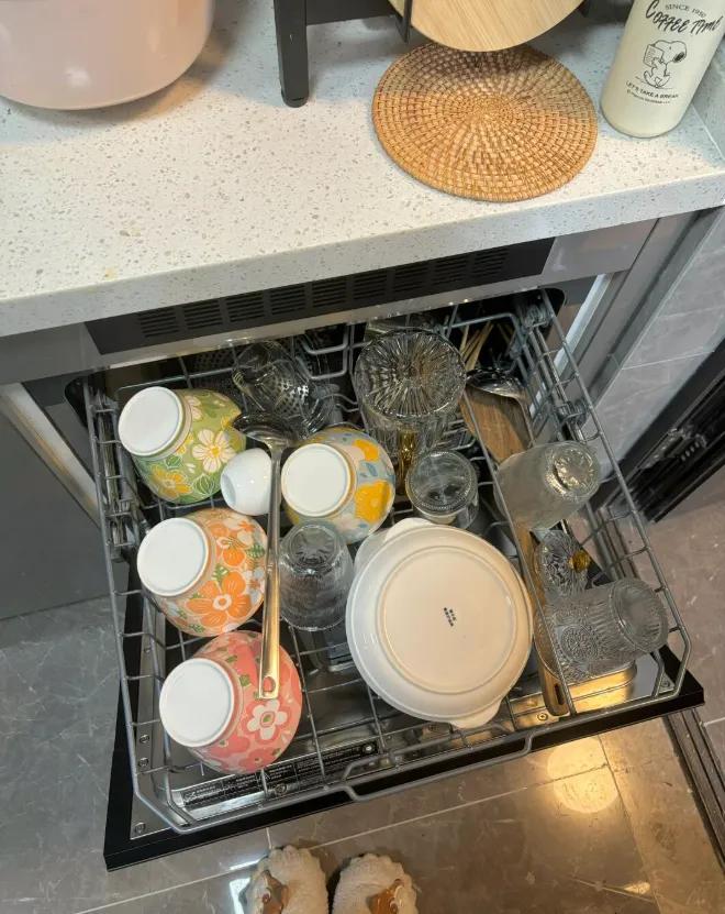 Đây là 8 món đồ “vô dụng” nhất trong nhà tôi: Đọc xong, bạn có thể tiết kiệm cả chục triệu- Ảnh 6. Đây là 8 món đồ “vô dụng” nhất trong nhà tôi: Đọc xong, bạn có thể tiết kiệm cả chục triệu- Ảnh 6.