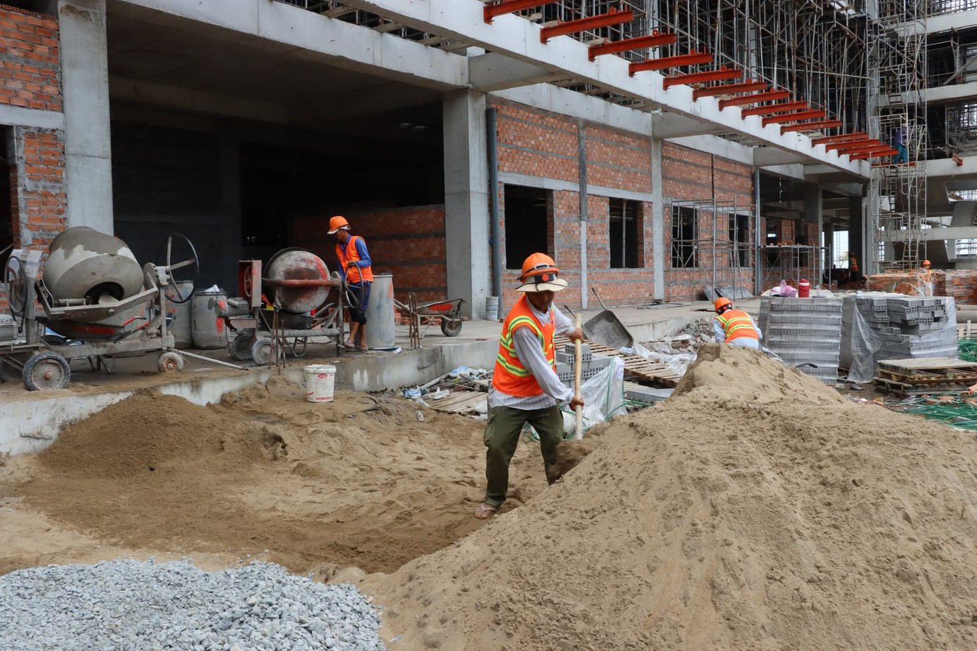 Xuân không nghỉ trên đại công trường 3.300 tỷ đồng- Ảnh 1.