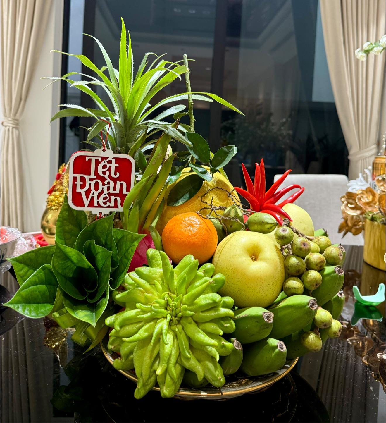 Vợ Thành Chung khoe khéo biệt thự lộng lẫy ngày Tết: Chồng lo dọn dẹp, vợ trổ tài nữ công gia chánh điểm 10 - Ảnh 4.