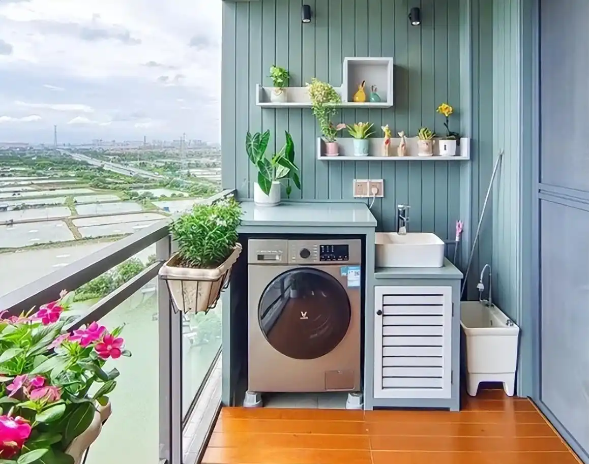 Không phải mê tín: Đừng đặt 4 thứ này ở ban công dù rộng đến mấy, tránh ảnh hưởng sức khỏe, rước họa vào thân - Ảnh 2.