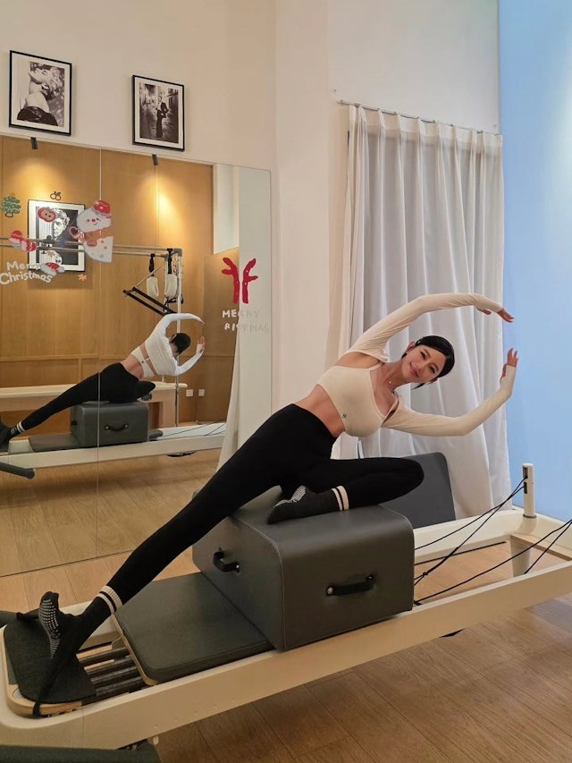 Cuộc sống của "mỹ nhân hot nhất phố đi bộ" không như lời đồn sau khi bỏ chồng đại gia - Ảnh 8.