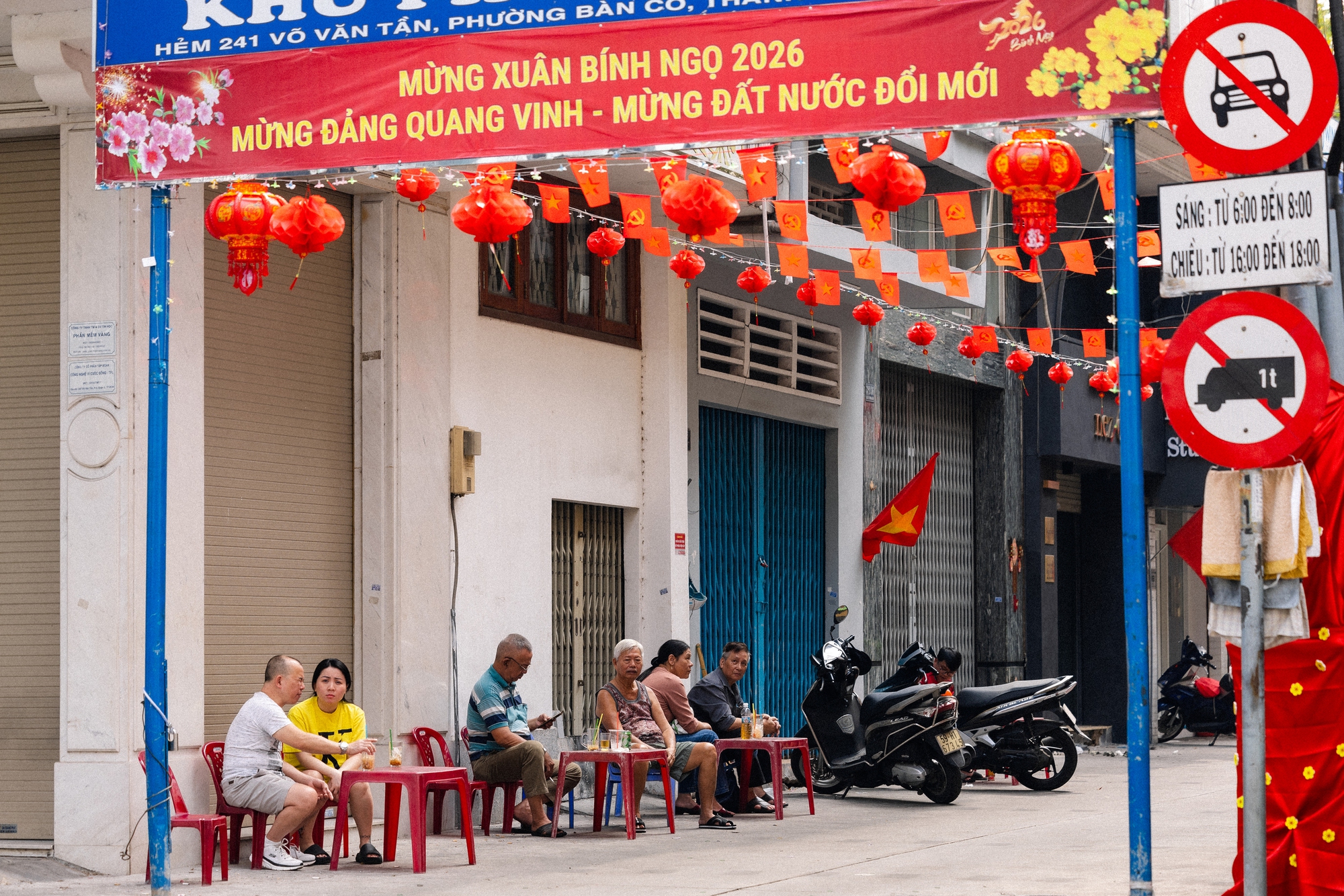 Ở lại Sài Gòn trong những ngày “rất Tết”- Ảnh 28. Ở lại Sài Gòn trong những ngày “rất Tết”- Ảnh 28.