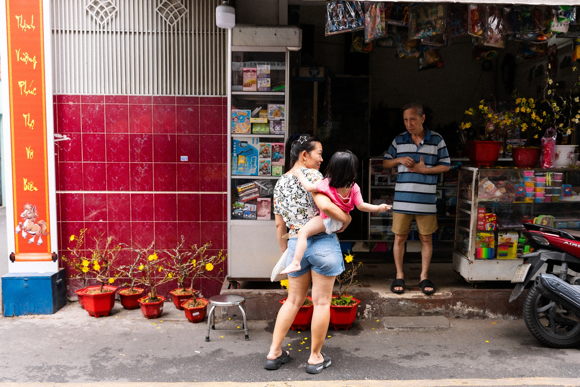 Ở lại Sài Gòn trong những ngày “rất Tết”- Ảnh 3. Ở lại Sài Gòn trong những ngày “rất Tết”- Ảnh 3.