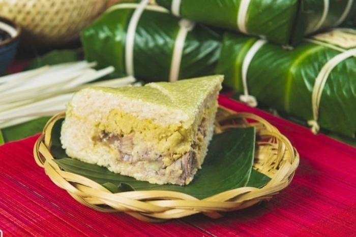 Một miếng bánh chưng bằng một bát cơm, ăn thế nào để Tết không tăng cân vù vù?- Ảnh 1.