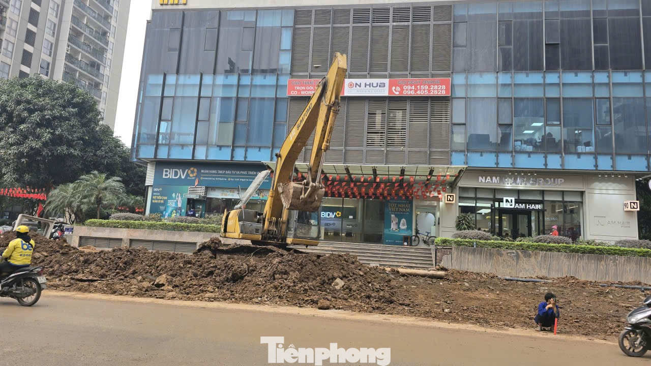 Ngổn ngang công trường thi công đường Nguyễn Tuân- Ảnh 10.