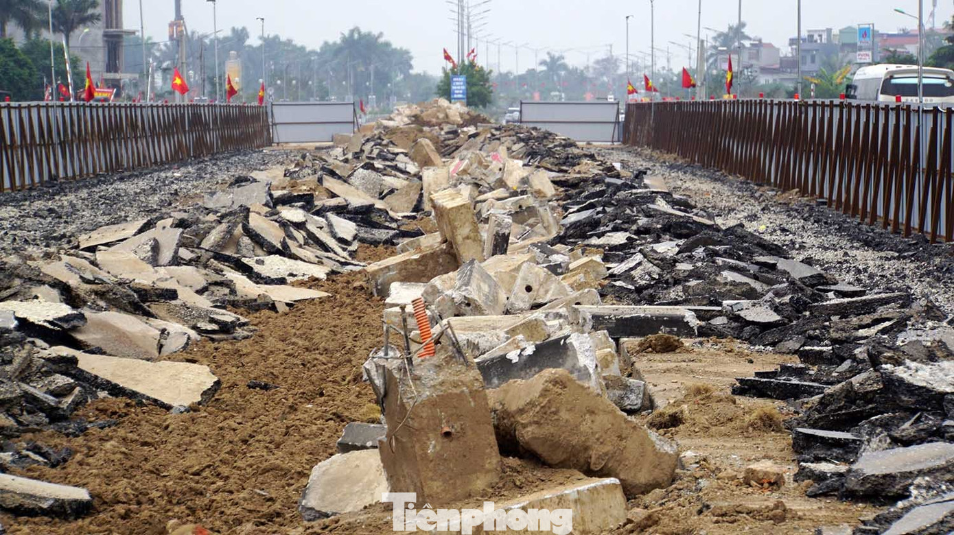 Lập rào chắn công trường hầm chui hơn 700 tỷ ở Hải Phòng ngày Tết- Ảnh 5.