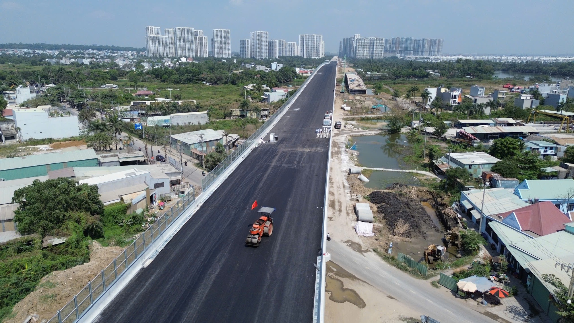 Xuân về trên công trường đường Vành đai 3 TPHCM - Ảnh 12.