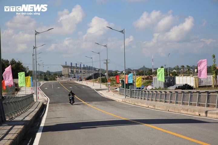 Sau nhiều lần trễ hẹn, đập dâng 1.500 tỷ thông xe ngay trước Tết Bính Ngọ- Ảnh 5.