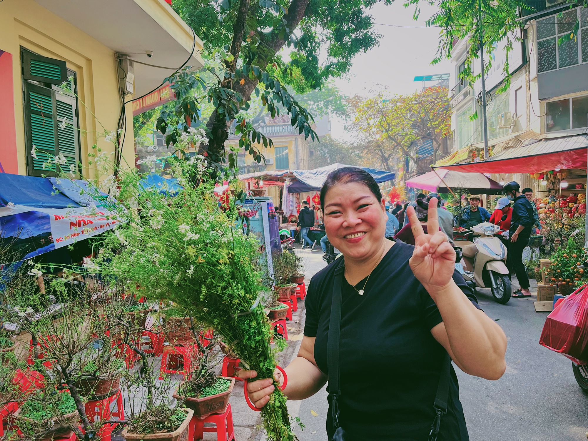 Không phải mai đào rực rỡ, đây mới là mùi hương "gây thương nhớ" nhất tháng Chạp, xoa dịu mọi giông bão năm cũ- Ảnh 9.