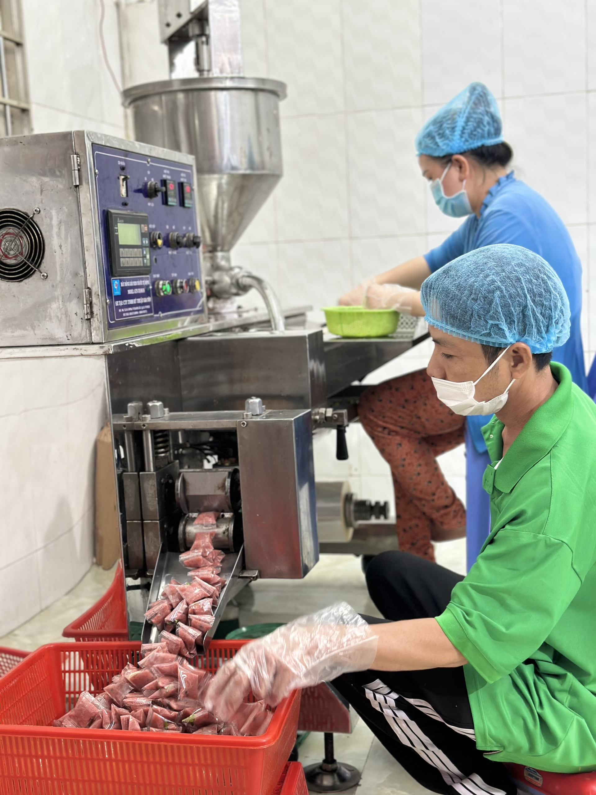 “Vương quốc” nem Lai Vung chạy đua với Tết- Ảnh 15.