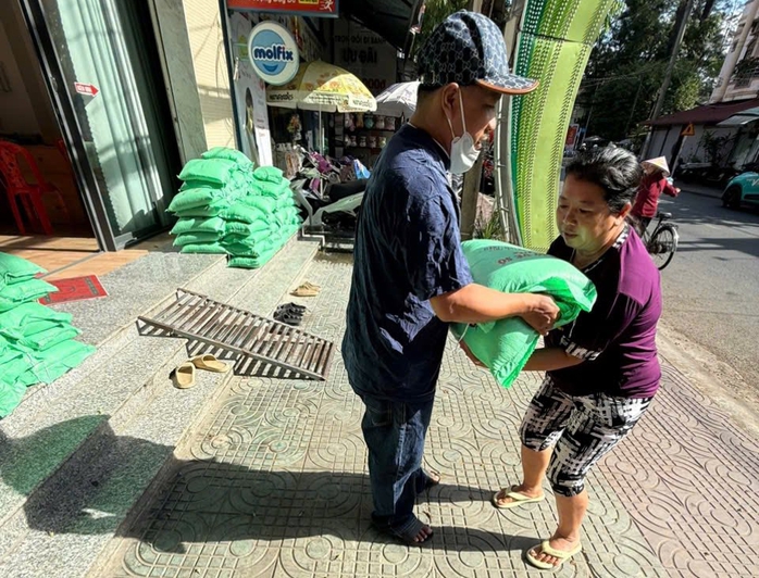 Xổ số miền Nam ngày 16-2: Trúng độc đắc 6 tỉ đồng, hẹn đại lý qua Tết đổi thưởng- Ảnh 4.