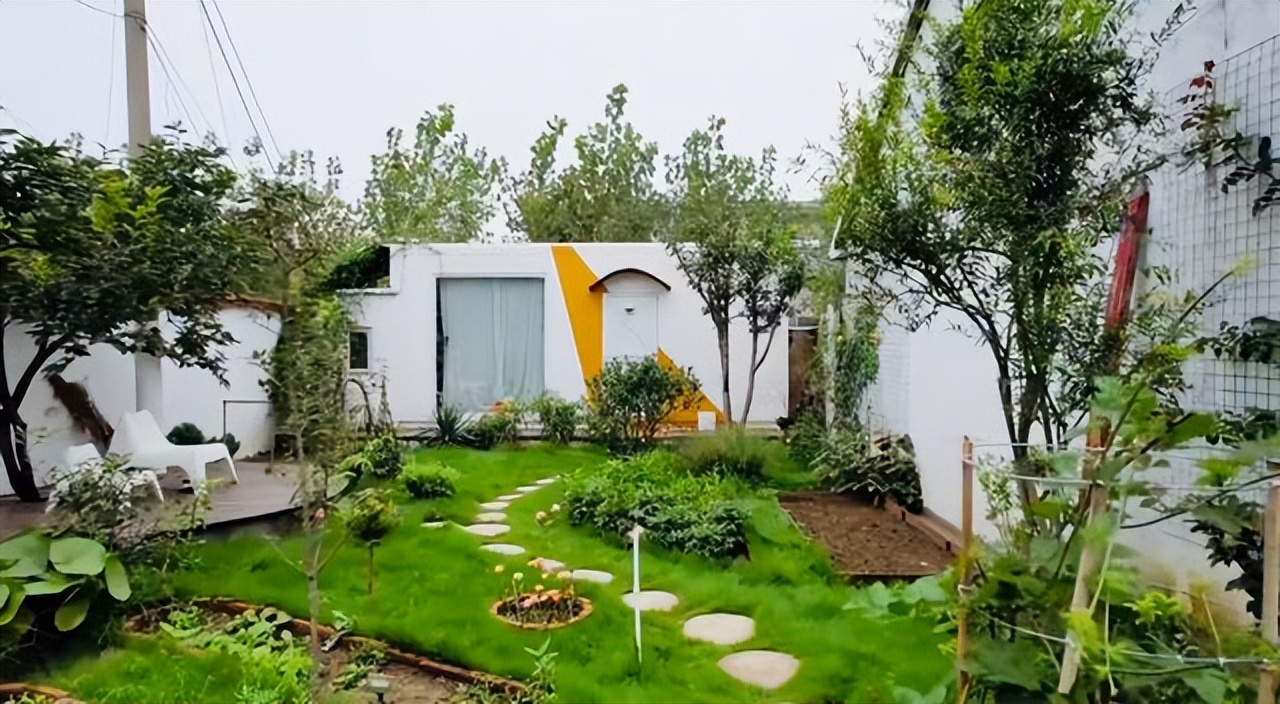 Không mua nhà thành phố, cặp vợ chồng 33 tuổi biến sân quê thành "phòng tắm nắng" và chọn một kiểu tự do tài chính khiến dân mạng tranh luận- Ảnh 9.