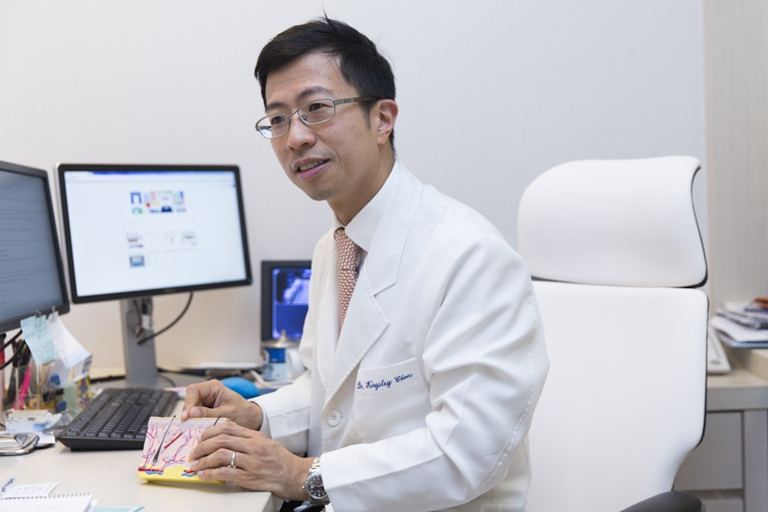 Bác sĩ cảnh báo 1 thói quen làm đẹp có thể gây dị ứng, nhiễm trùng, thậm chí lây nhiễm virus HPV - Ảnh 1.