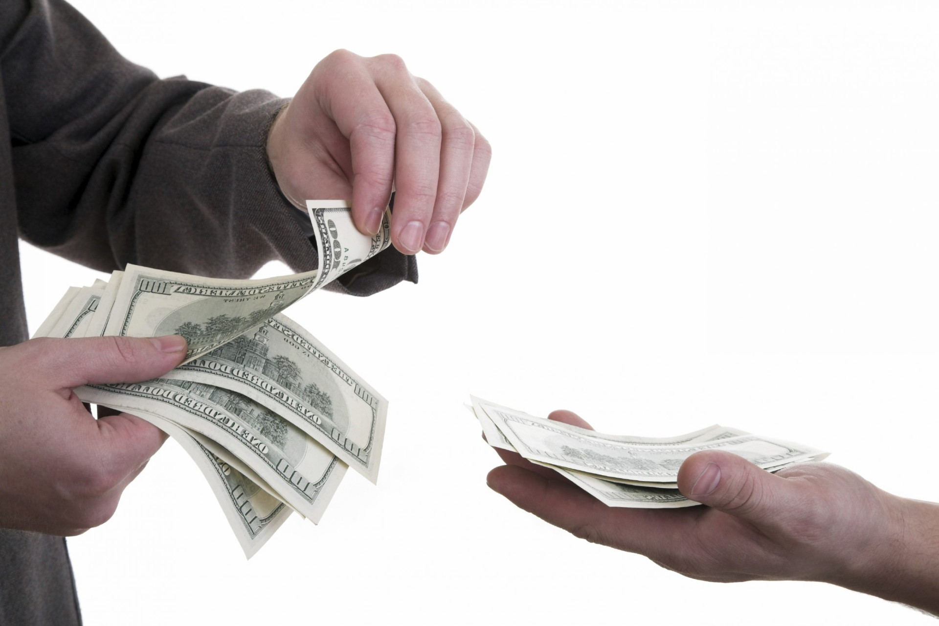 Việc không nên nhưng nhiều người vẫn làm vào mùng 1 Tết: Ảnh hưởng tới tiền bạc, tài lộc năm mới- Ảnh 1.