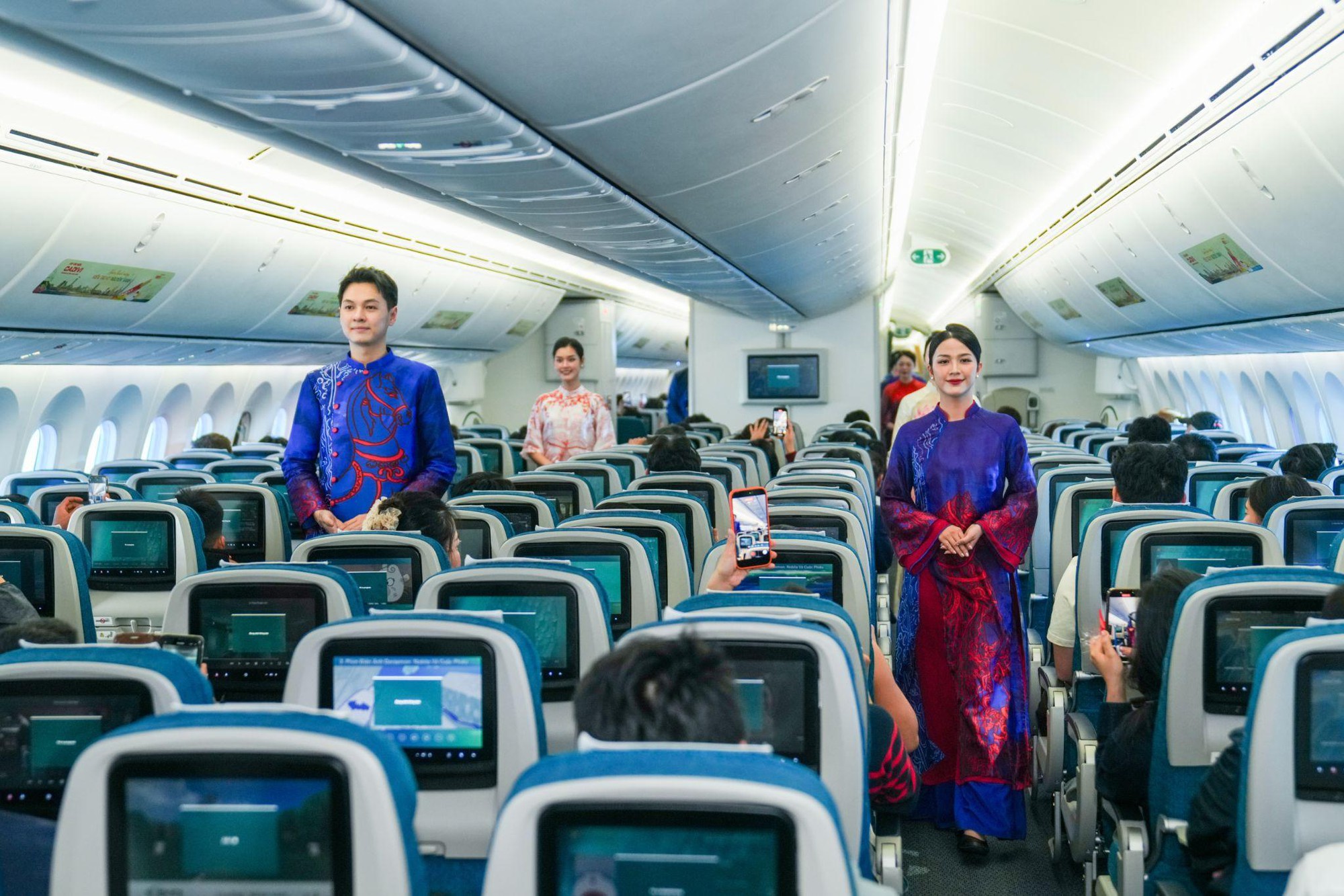 Di sản văn hóa Việt trong hành trình phát triển thương hiệu Vietnam Airlines - Ảnh 1.
