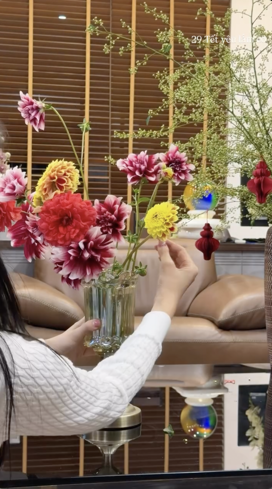 Đường đua hoa Tết của các “phú bà” - Ảnh 14.