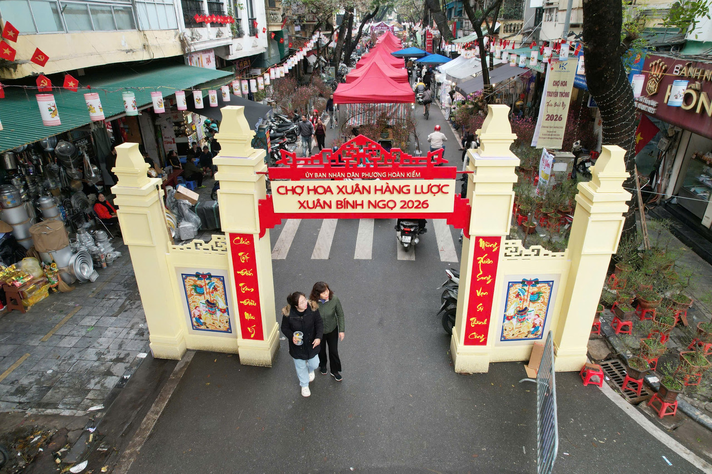 Chuyên gia giải mã 'sức hút trăm năm' của Chợ hoa Hàng Lược- Ảnh 1.