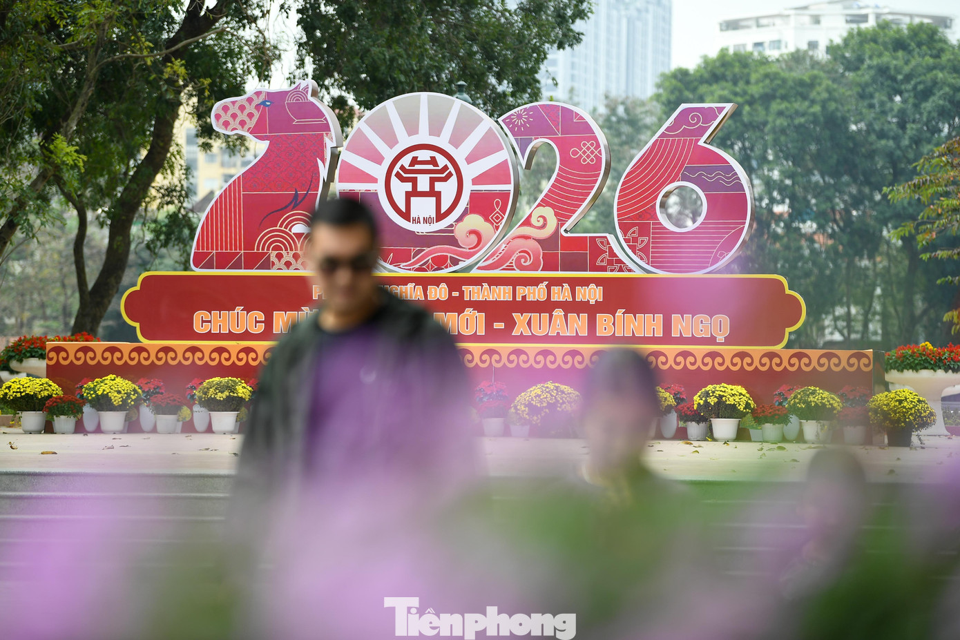 ​Công viên Hà Nội 'thay da đổi thịt', trang trí rực rỡ đón Xuân- Ảnh 3.