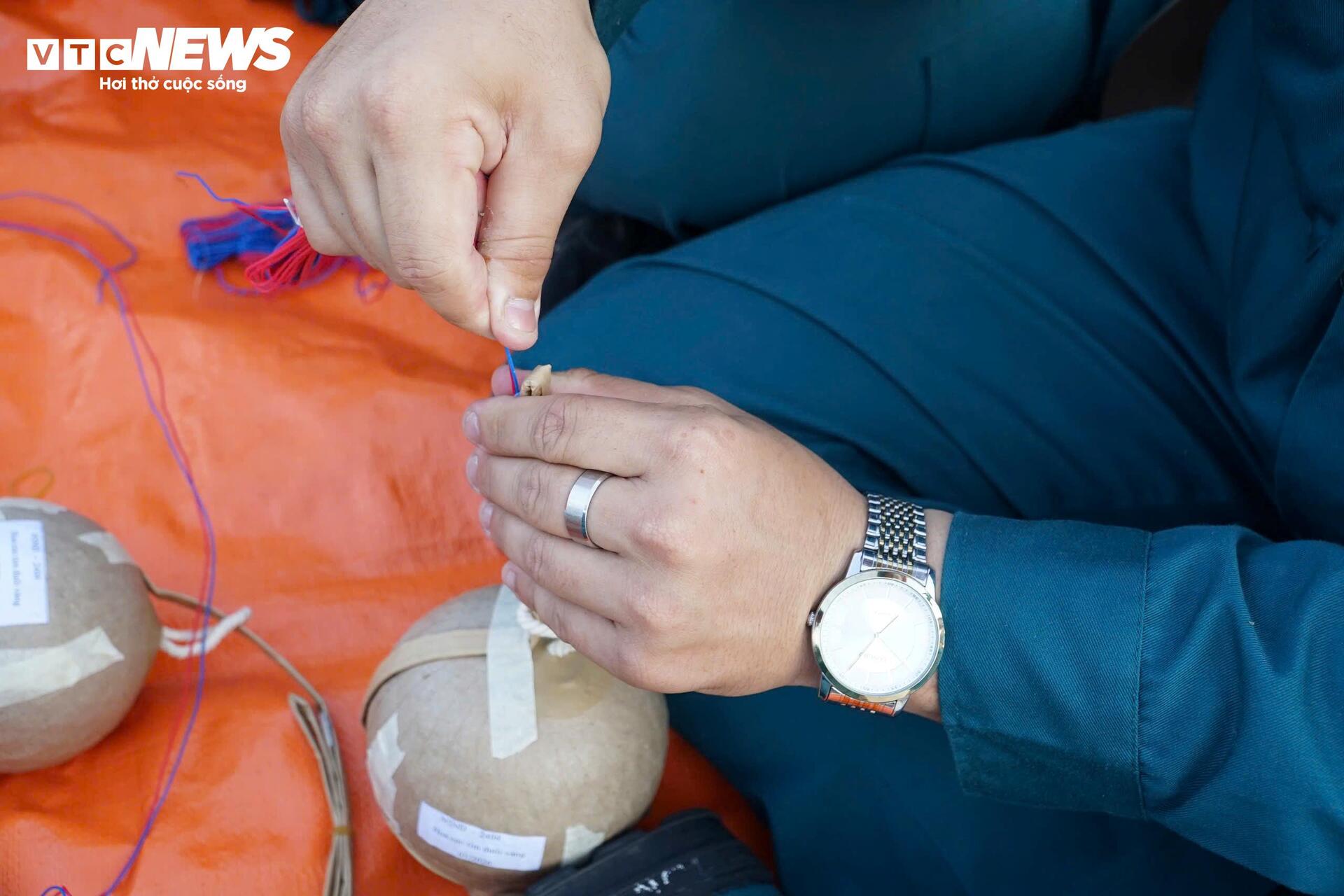 Cận cảnh trận địa pháo hoa ở TP.HCM sẵn sàng khai hỏa đón giao thừa- Ảnh 14.