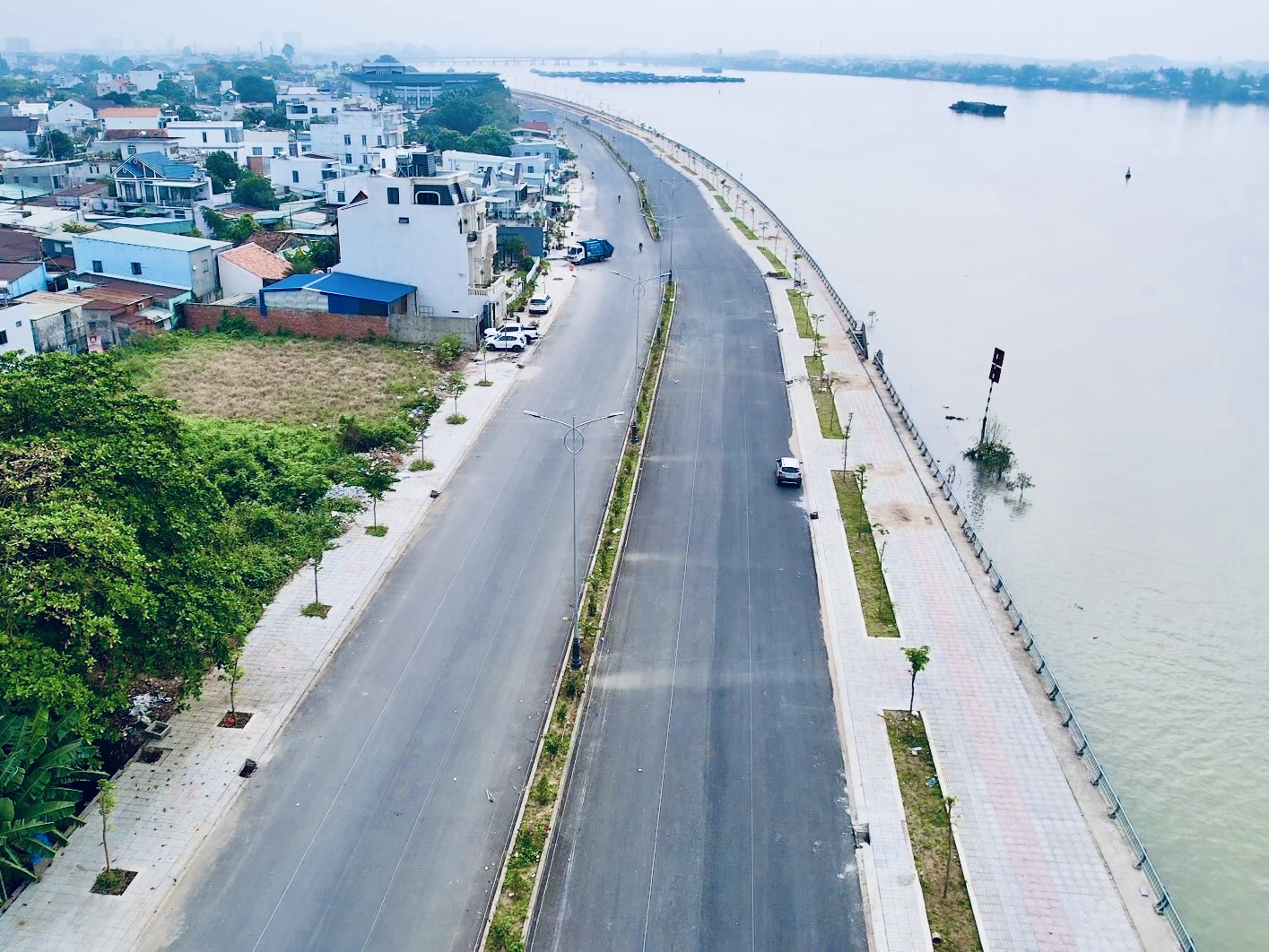 Cận cảnh con đường ven sông đẹp nhất Đồng Nai- Ảnh 2.